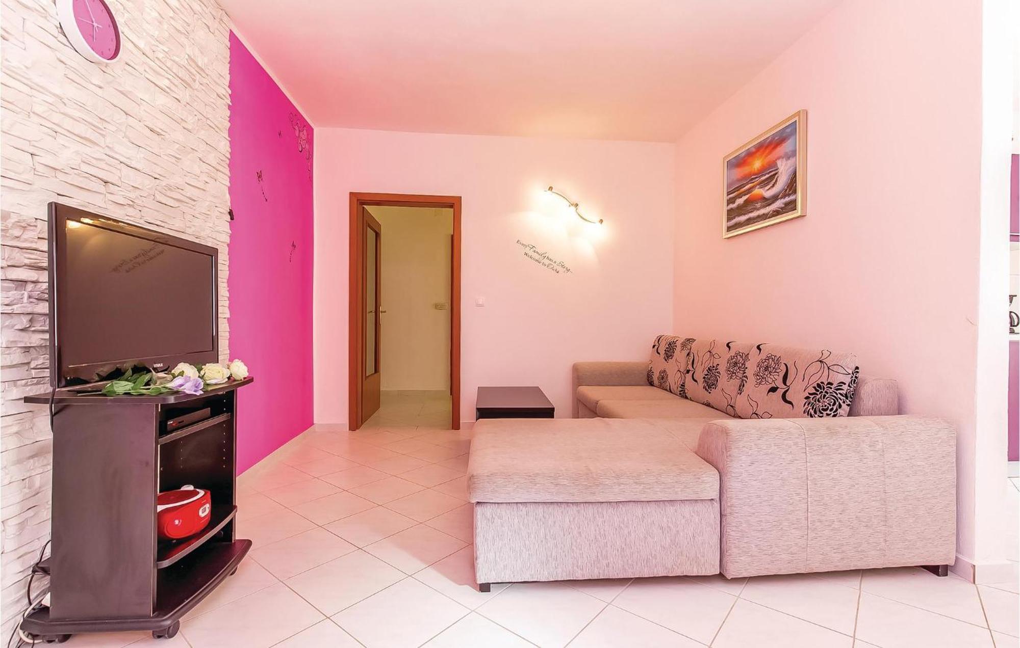 Awesome Apartment In Dobrinj With Wifi المظهر الخارجي الصورة